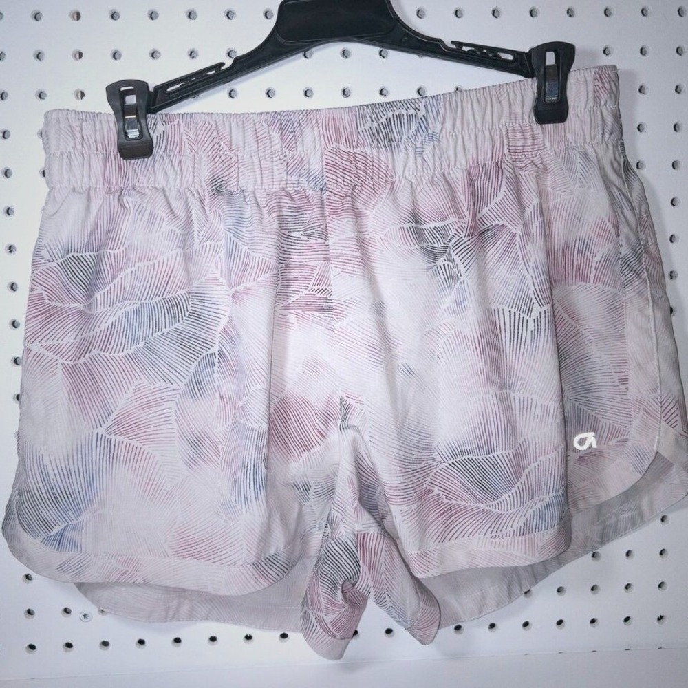Gap Fit Athletic Shorts Pink Blue Purple Design M‎